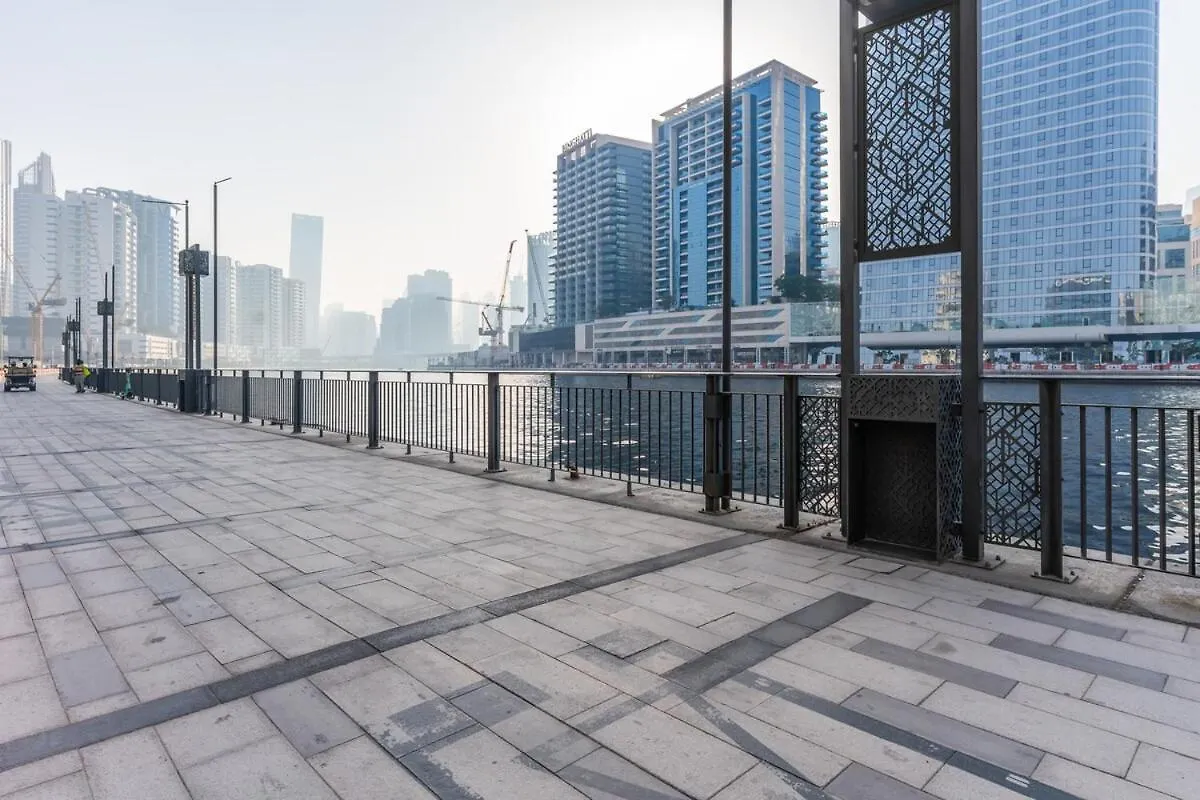 Modern 1Br Canal & Burj View & Pool & Gym Access Dubai 0*,  United Arab Emirates