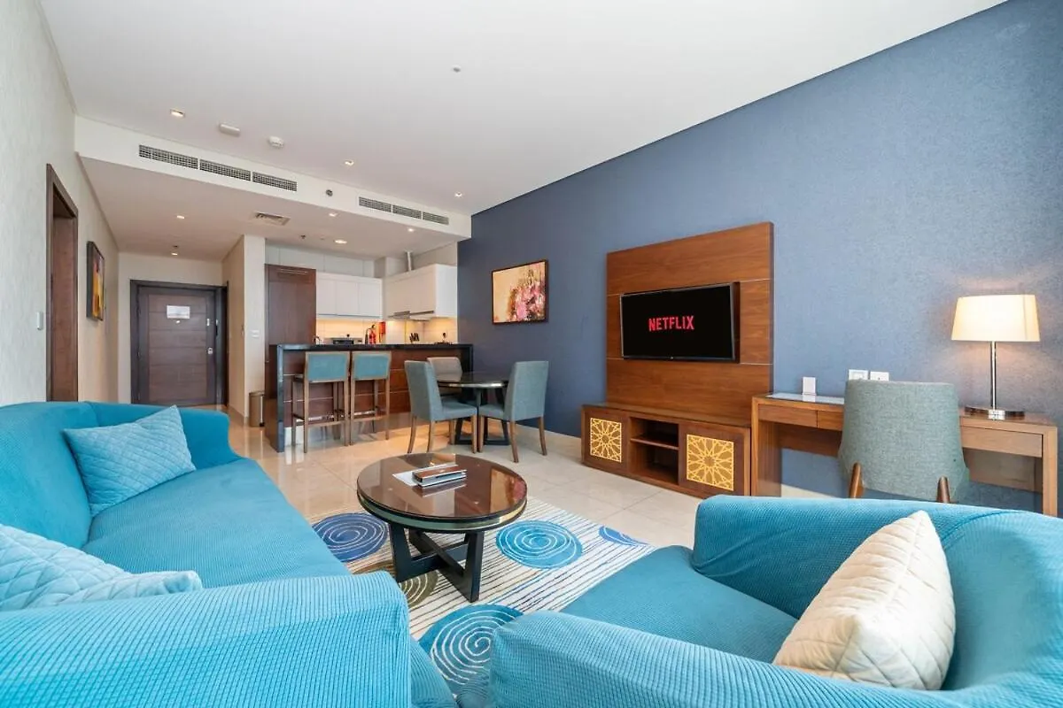 Modern 1Br Canal & Burj View & Pool & Gym Access Dubai 0*,