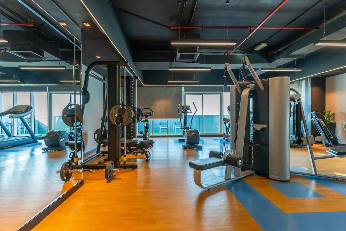 Apartment Modern 1Br Canal & Burj View & Pool & Gym Access Dubai